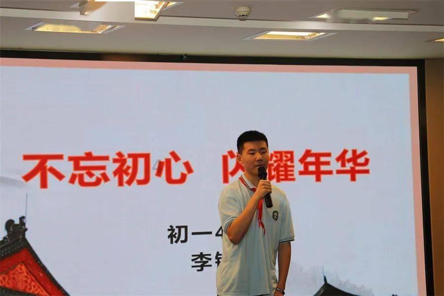 法媒报道：英超纽卡斯尔队决定穆帅将接替豪，成为新主帅候选人