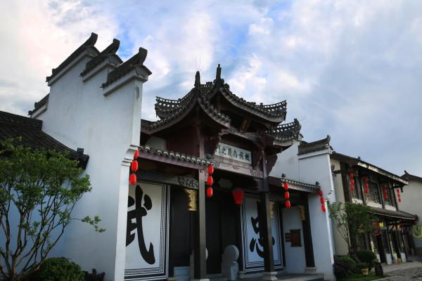 引球进框